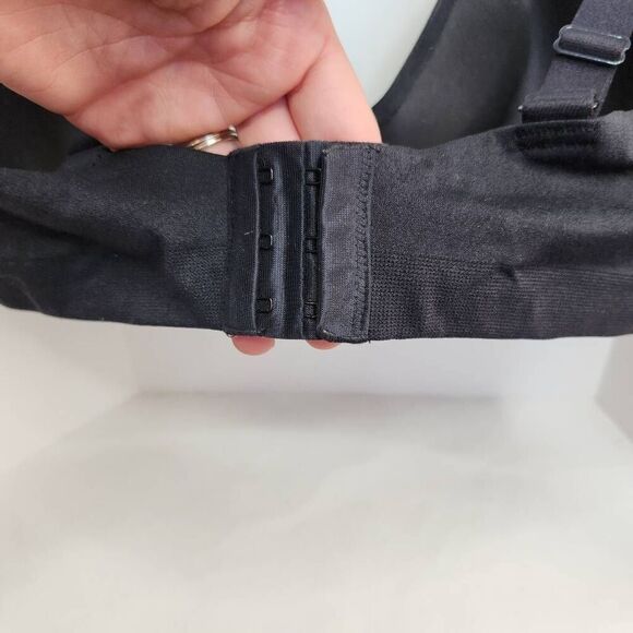 Wacoal Women's Flawless Comfort Contour Bra Style 853326 Black Size 38DDD Wired - Picture 7 of 10